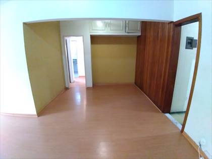 SALA AMPLA EM L