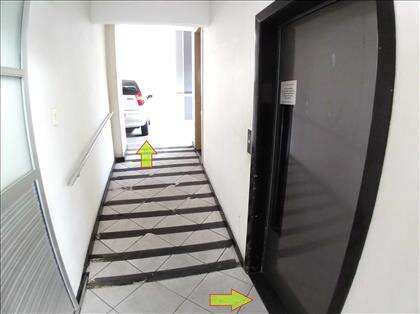 Localização da vaga próxima ao elevador