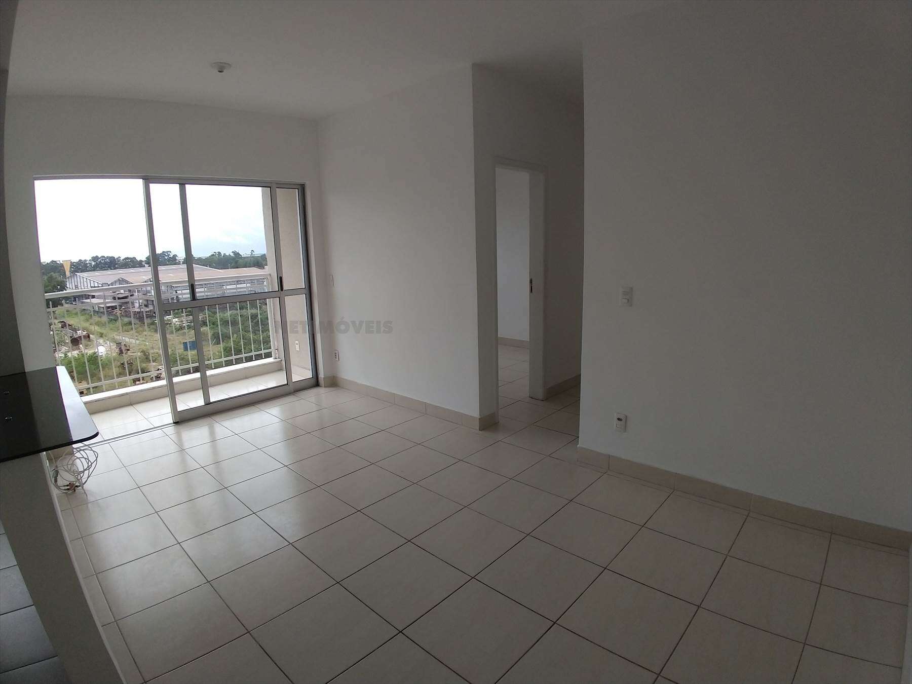 sala ampla para dois ambientes
