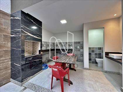  LAZER COM PISCINA E CHURRASQUEIRA  