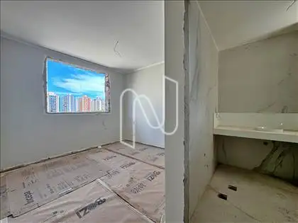  SUITE 02