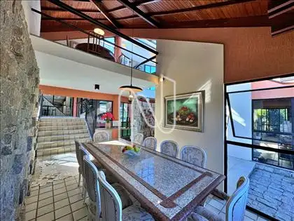 SALA JANTAR/MESANINO 