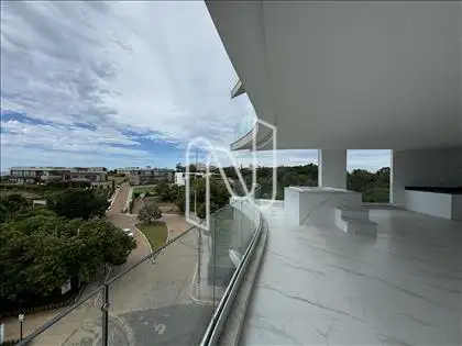 VISTA LATERAL LIVRE DE VIZINHOS