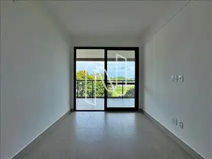 SUÍTE SOLTEIRO - 01