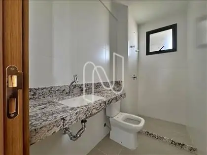 BANHEIRO SUÍTE MASTER