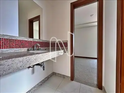 BANHEIRO SUITE CANADENSE  