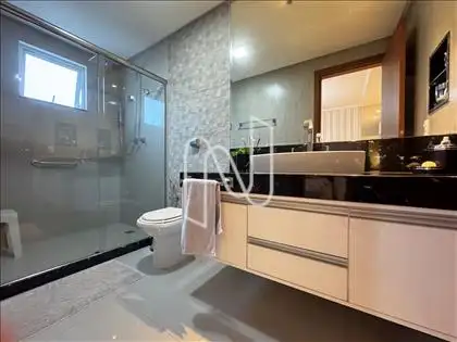 BANHEIRO SUITE 04 