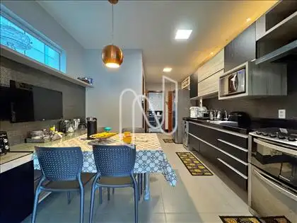 AMPLA COZINHA 