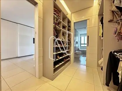 AMPLO CLOSET CASAL