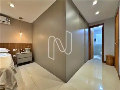  CLOSET SUITE MASTER