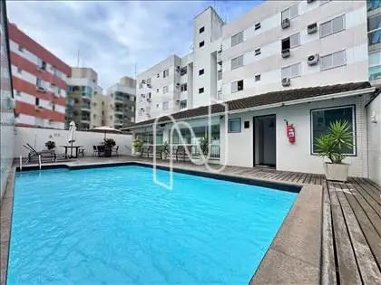 PISCINA / SOLARIUM