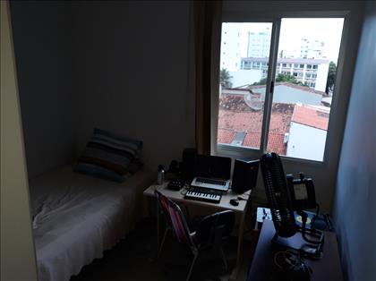 Quarto 3 solteiro