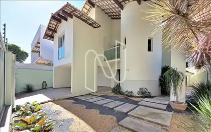 FACHADA FRONTAL