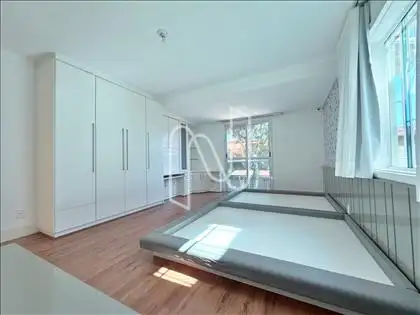 2a. SUITE CANADENSE