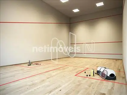 QUADRA DE SQUASH 