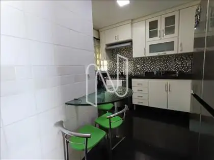  Cozinha ampla e bem planejada