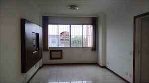 SALA AMPLA PARA DOIS AMBIENTES