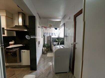 Cozinha/ Área de Serviços