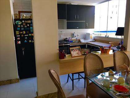 Sala integrada com cozinha