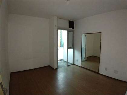 quarto 01 com acesso a varanda