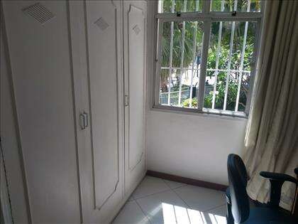 quarto de solteiro/escritorio