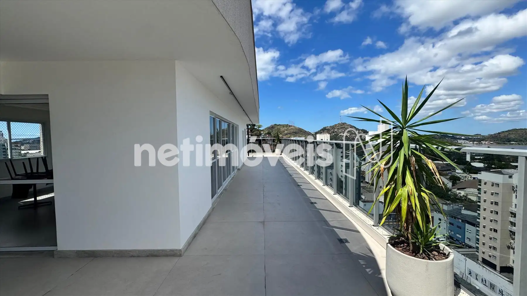 Apartamento para comprar com 77 m², 2 quartos, 1 banheiro, 3 vagas em Bento Ferreira, Vitória