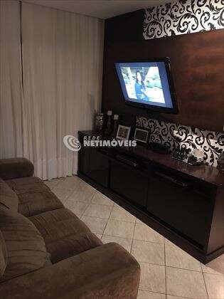 Sala com Painel de TV