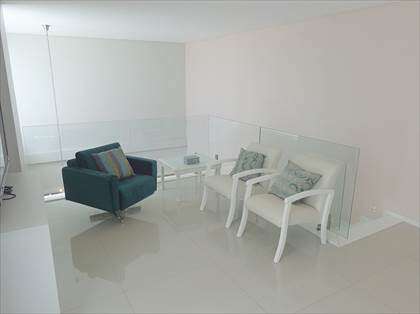 2º piso: Sala TV Home