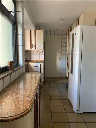 Cozinha ampla