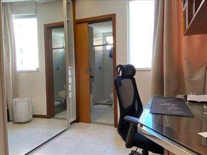 Closet com escritório
