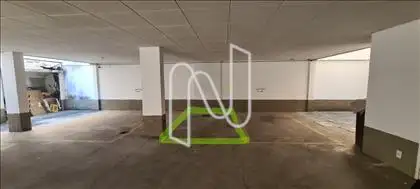 vaga de garagem coberta 