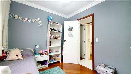 Quarto 2 sob outro ângulo
