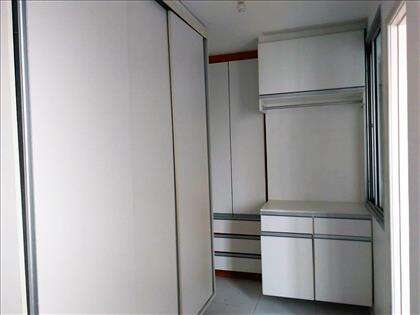 Quarto de empregada transformado em despensa