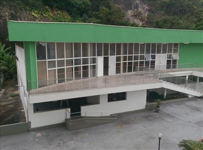 Vista da varanda para área de lazer