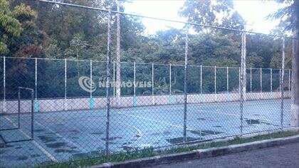 Lazer com Quadra poliesportiva