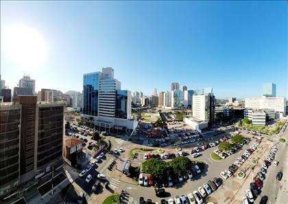 Vista panorâmica da sala