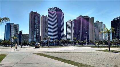 Próximo a praça do Papa
