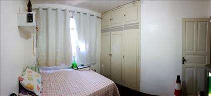 Quarto 1 amplo e com armários