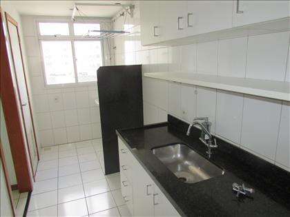 Cozinha com armários