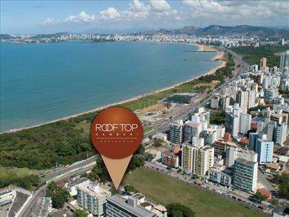 250 metros do mar de Camburi