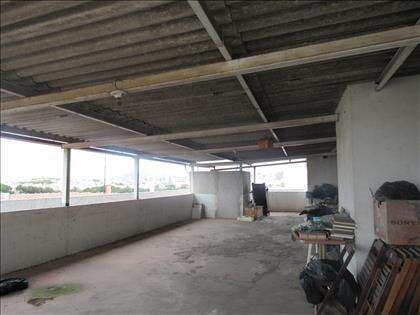 Terraço com 120m2.