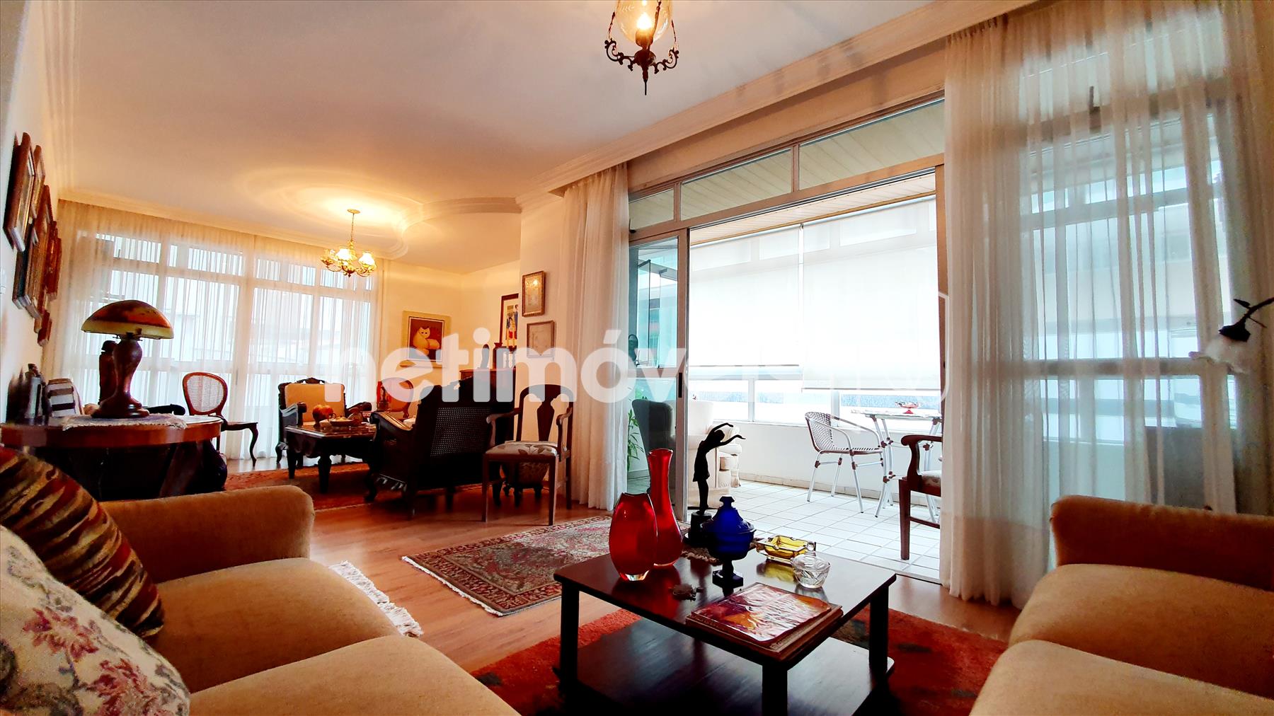 Sala por outro ponto de vista