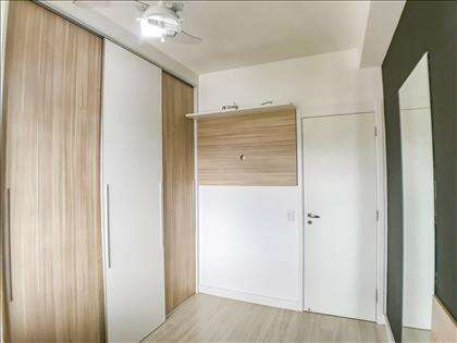 Quarto solteiro 1 com armários
