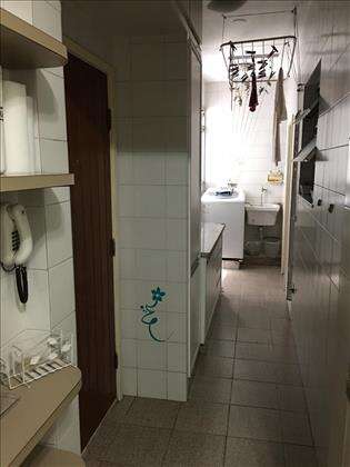 CORREDOR AREA DE SERVIÇO