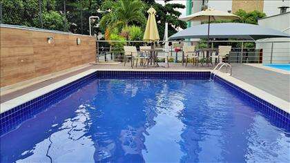 Lazer com piscina adulto e infantil