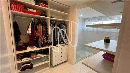  Closet