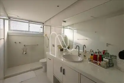 Banheiro da suíte  