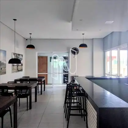  Bar