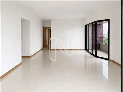  Sala com varanda