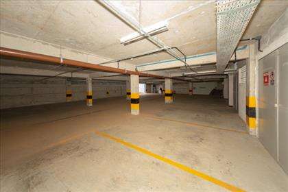 GARAGEM COBERTA 